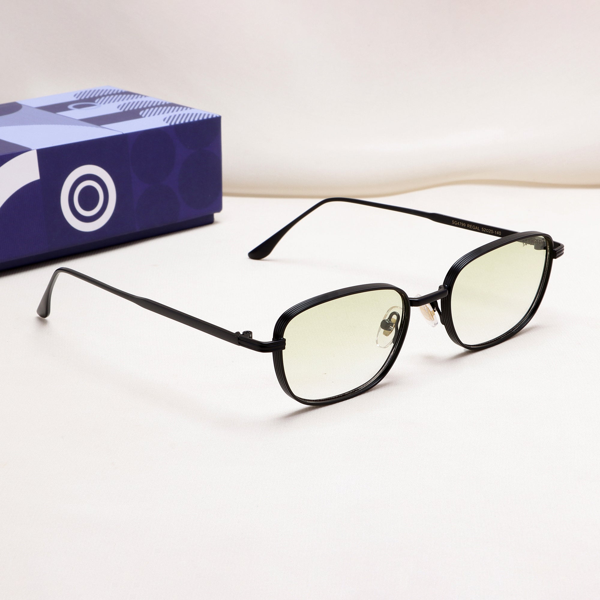 Regal Black Green Gradient Oval Sunglasses