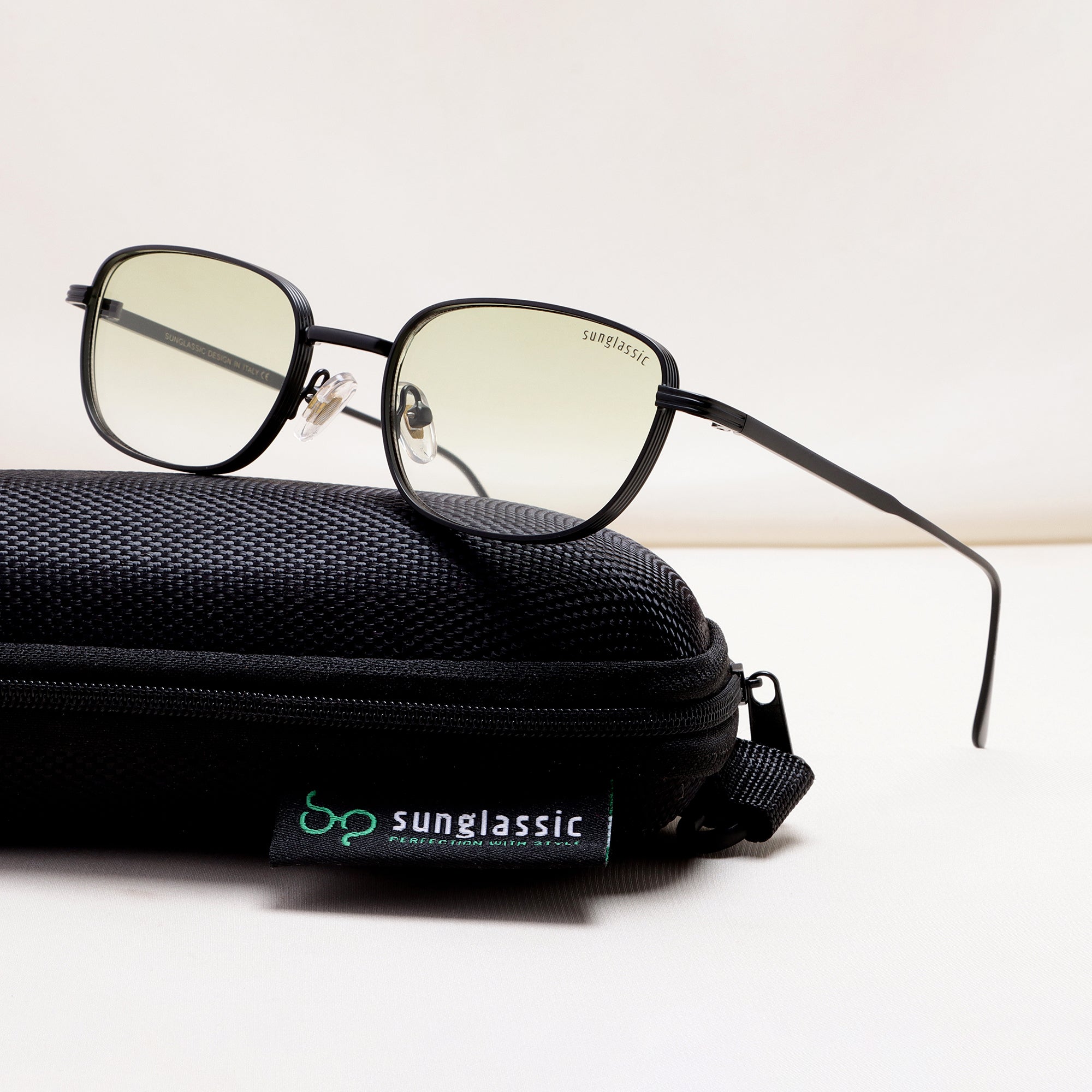 Regal Black Green Gradient Oval Sunglasses