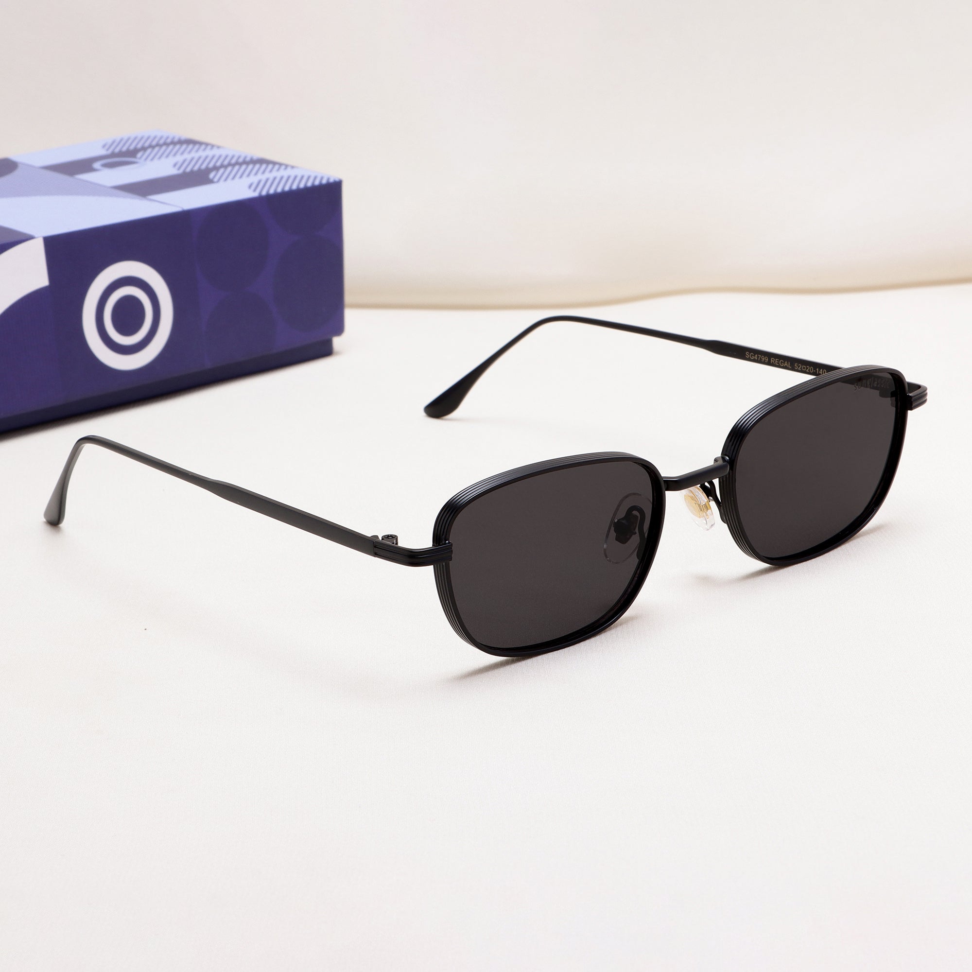 Regal Full Black Oval Sunglasses