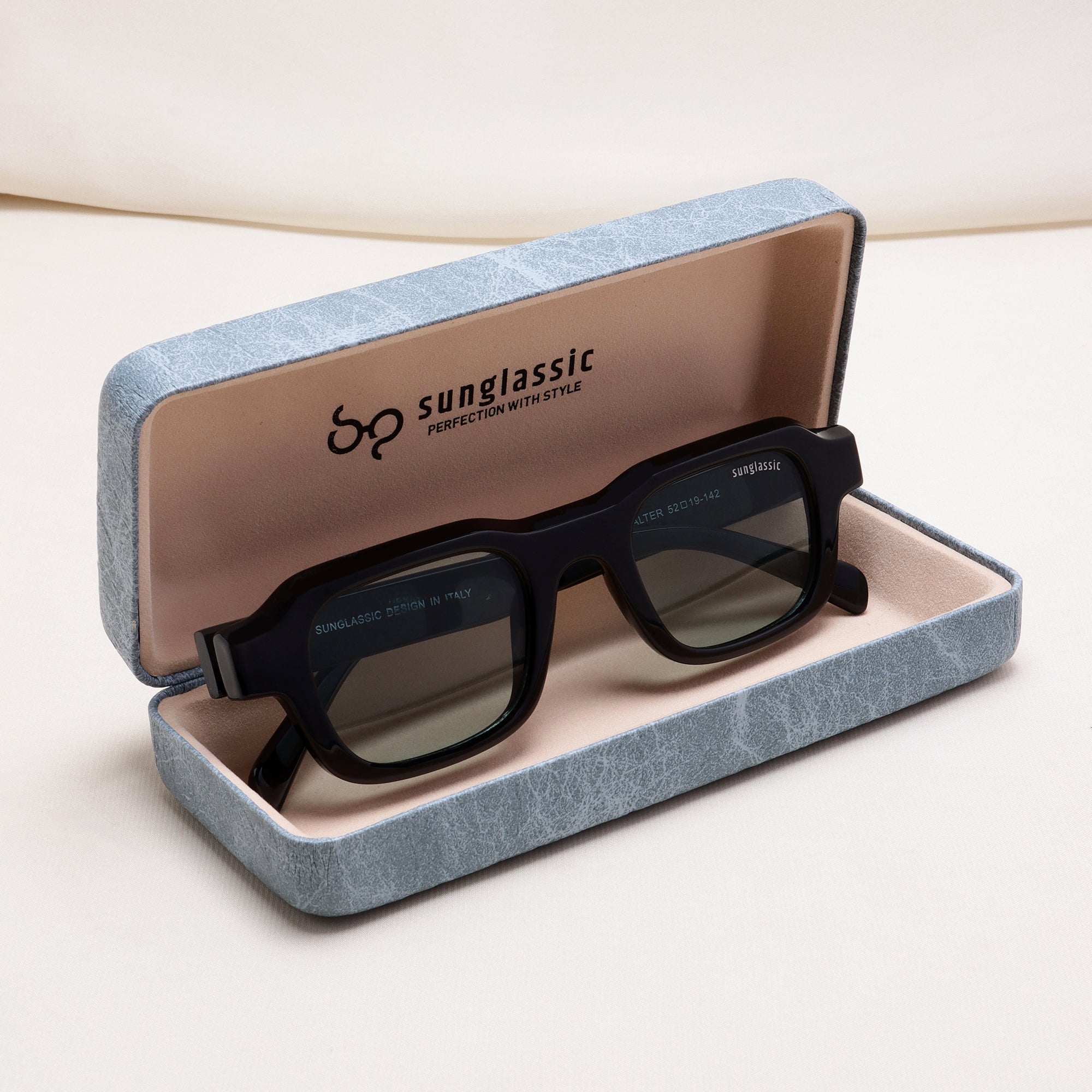 Walter Black Green Square Sunglasses