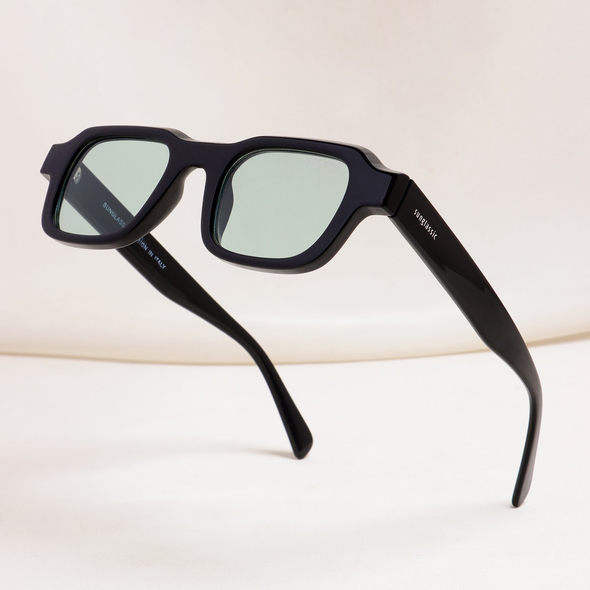 Walter Black Green Square Sunglasses