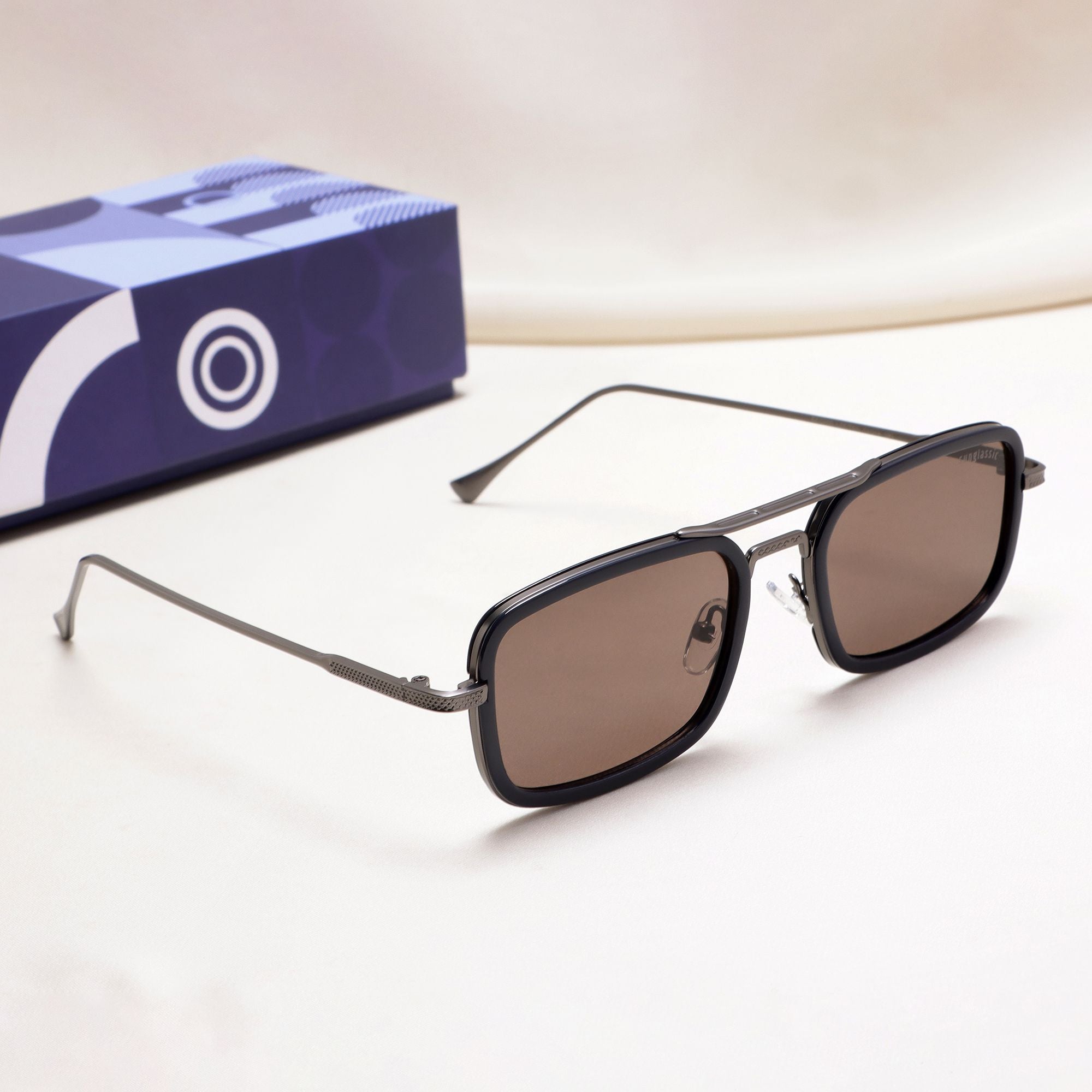 Lecter – Gun Black Brown Rectangle Sunglasses | UV400