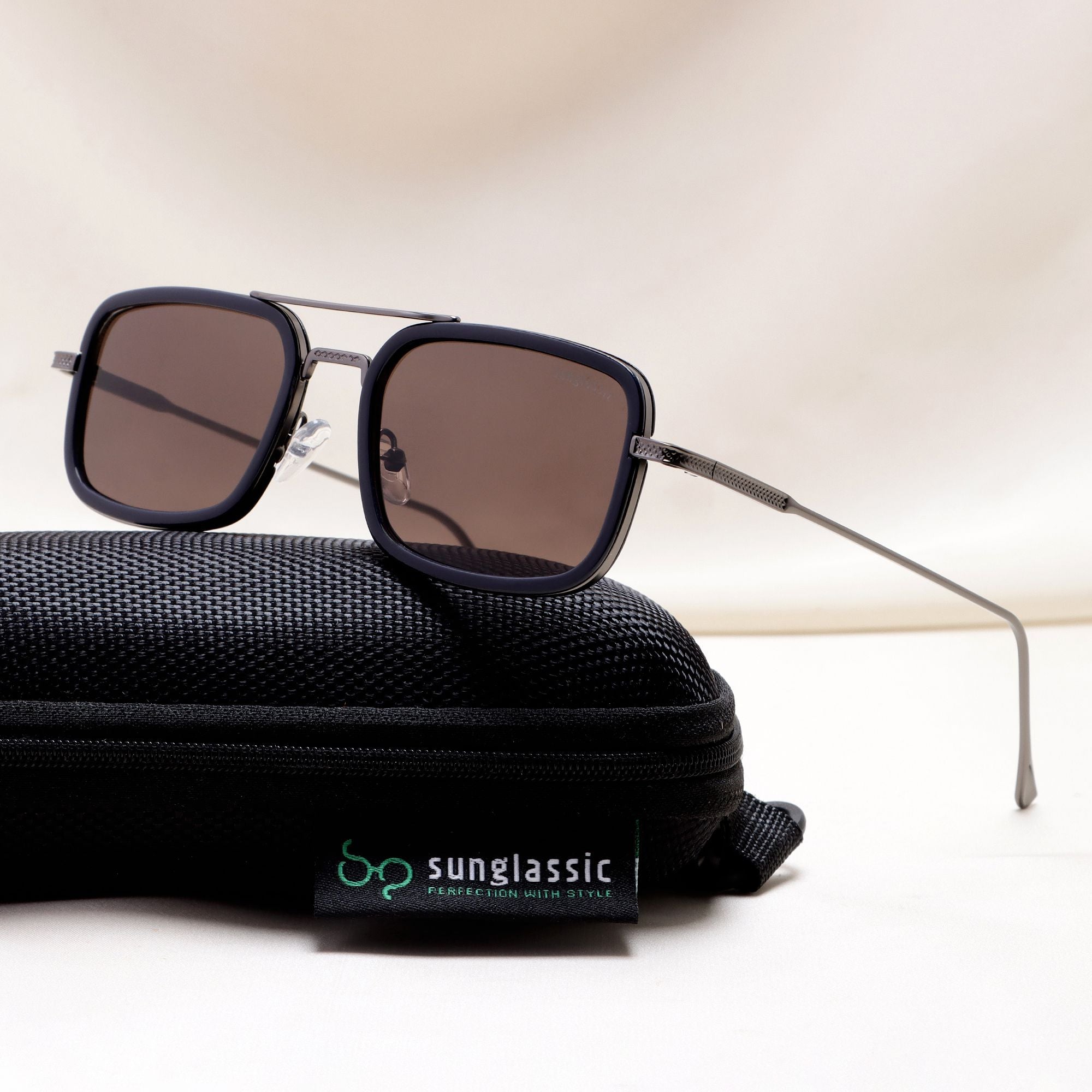 Lecter – Gun Black Brown Rectangle Sunglasses | UV400