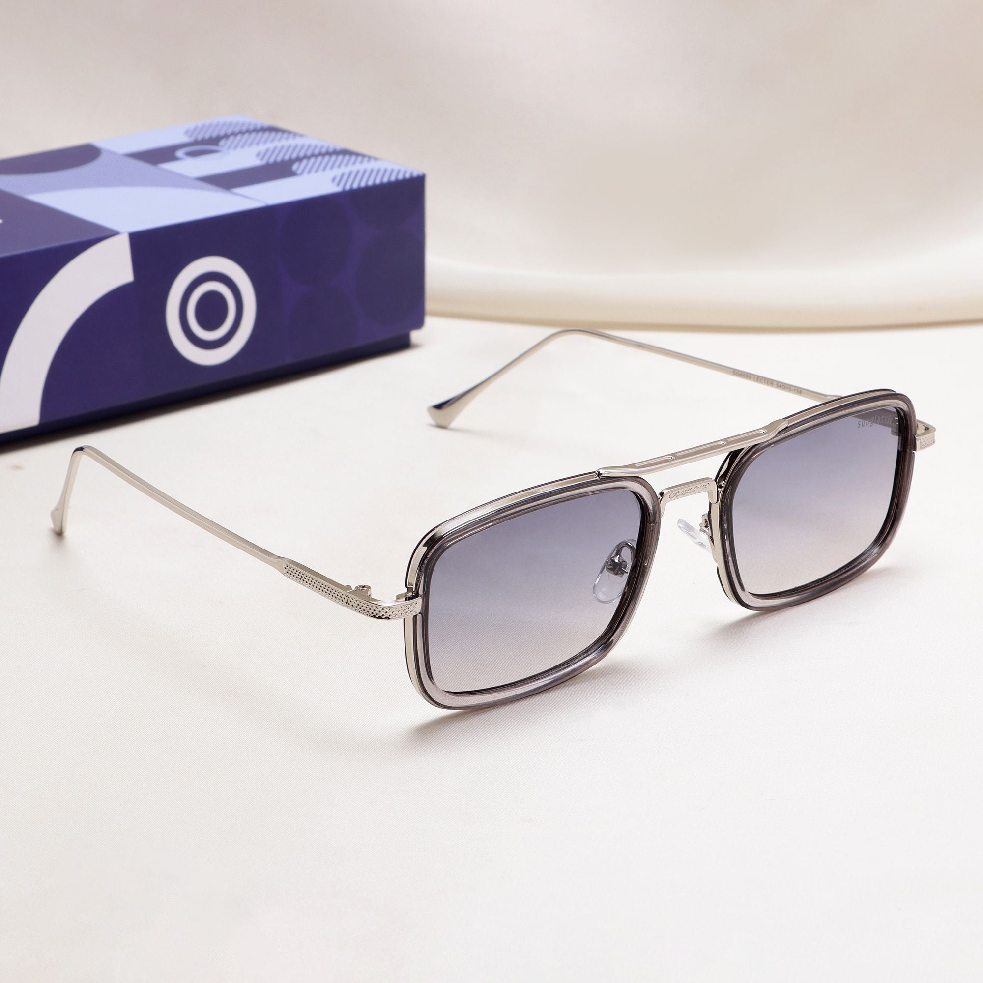 Lecter – Silver Blue Gradiant Rectangle Sunglasses | UV400