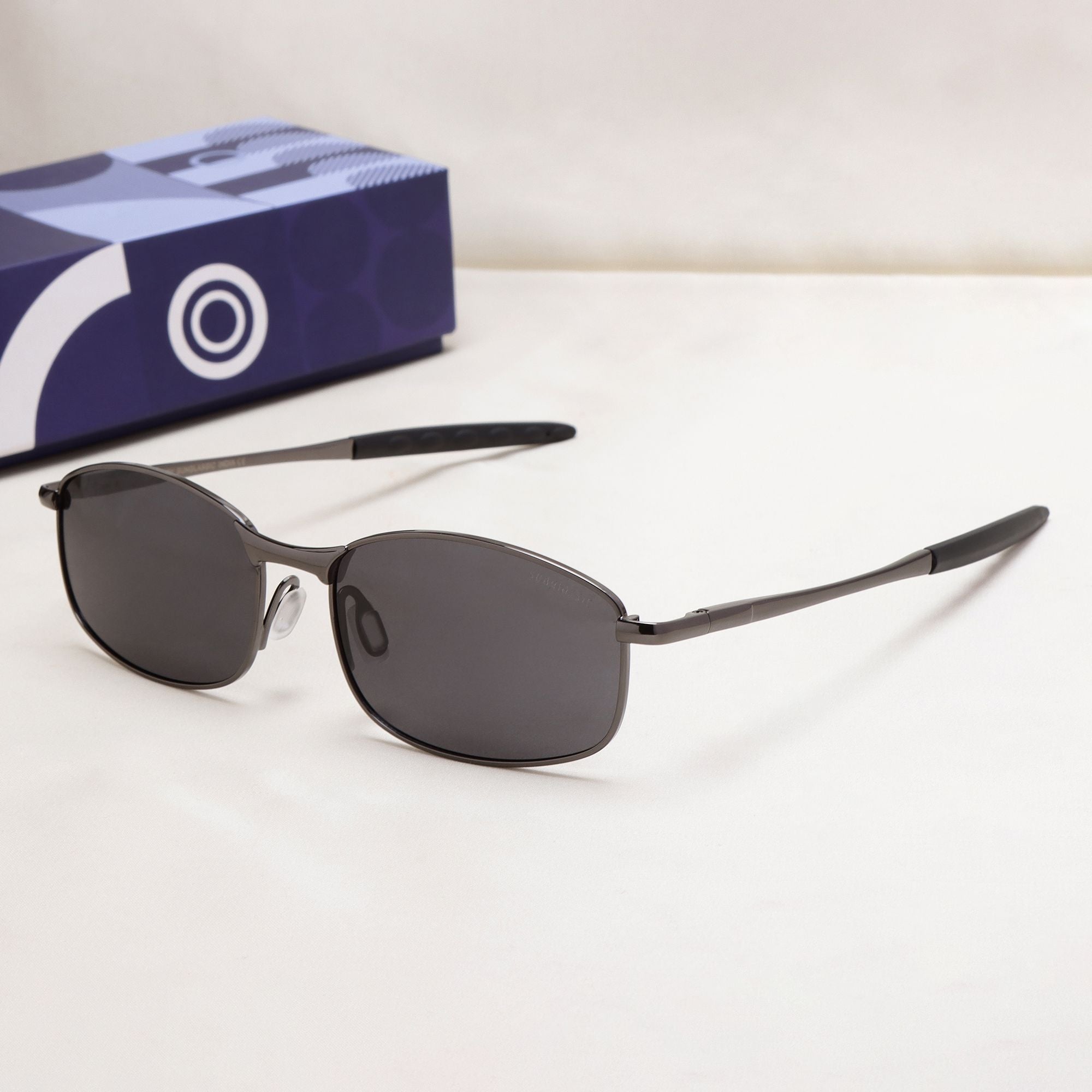 Swiftor Gun Black Polarized Rectangle Sunglasses | UV400