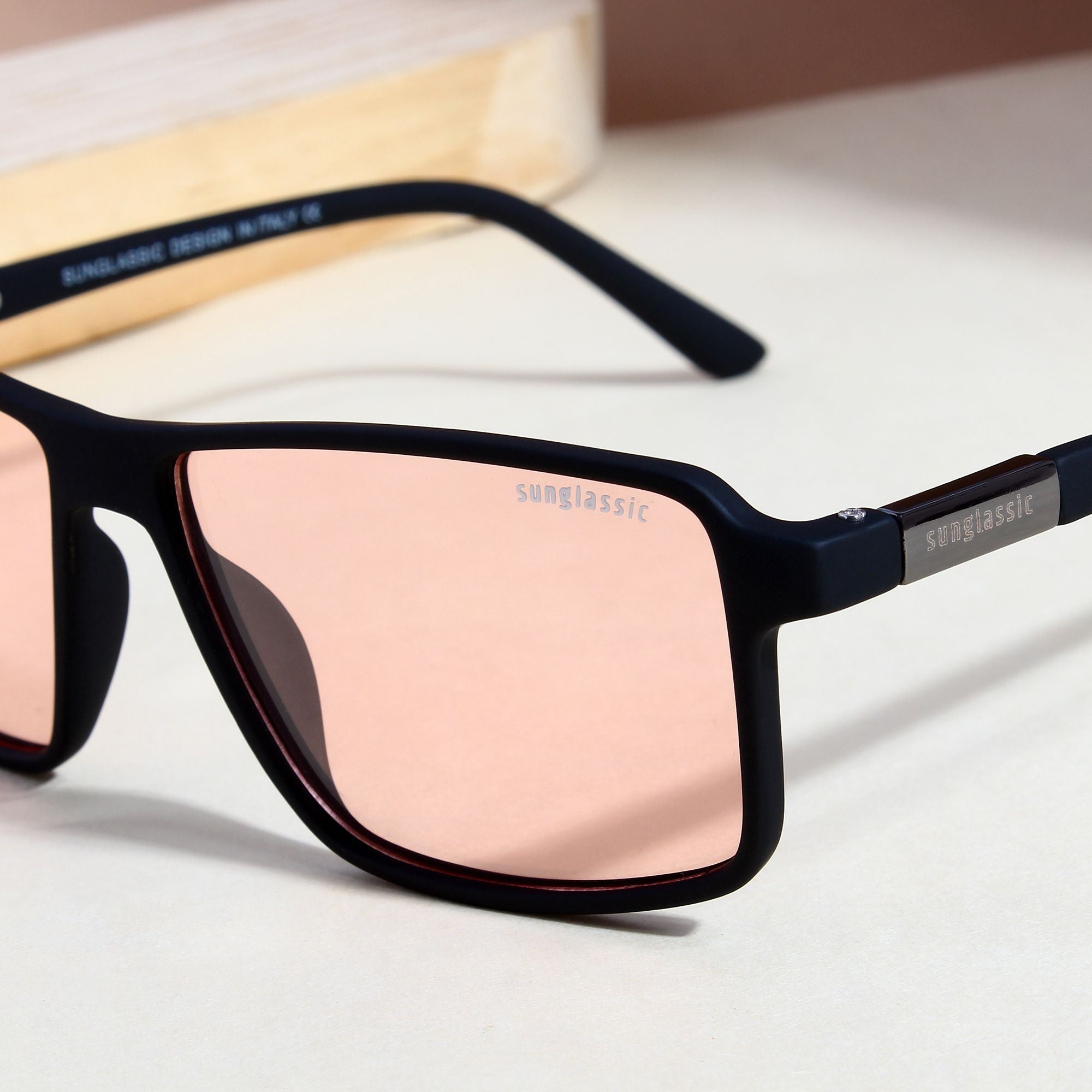 Moomin. Pink Polarized Rectangle Sunglasses