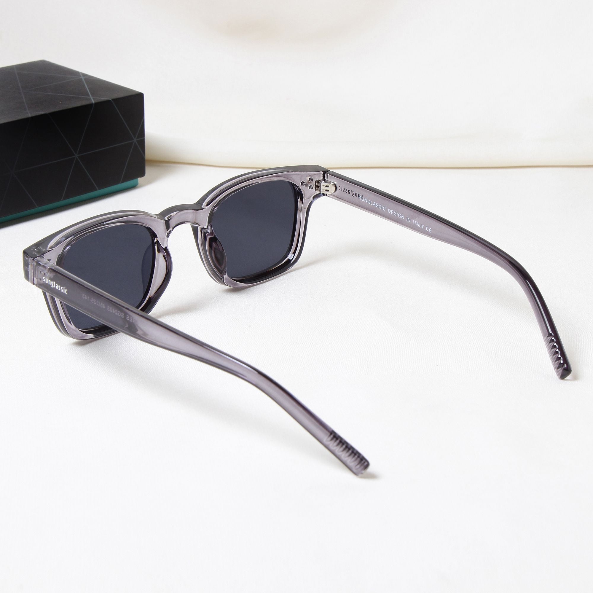 Ares Grey Black Square Sunglasses