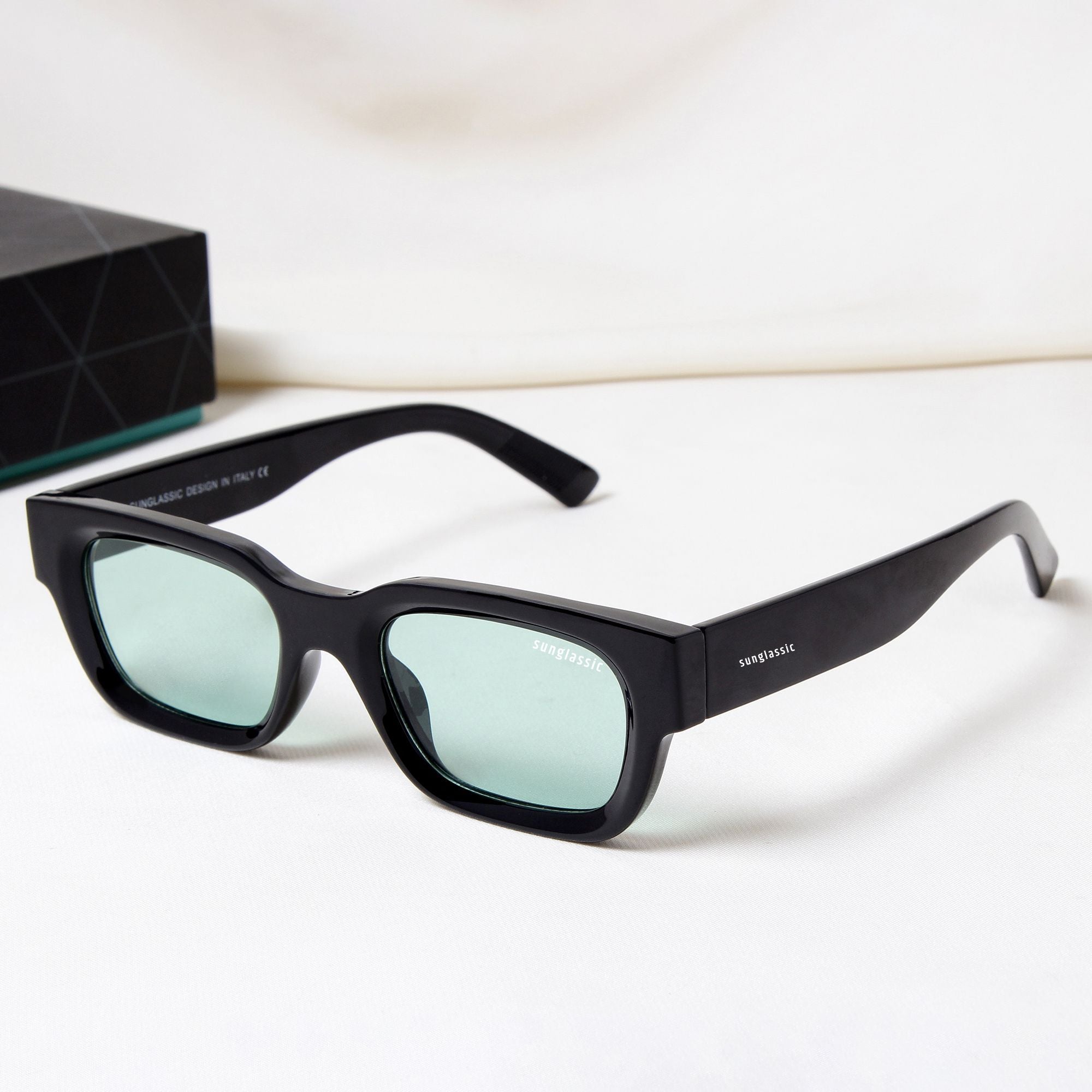 Milestone Black Green Square Sunglasses