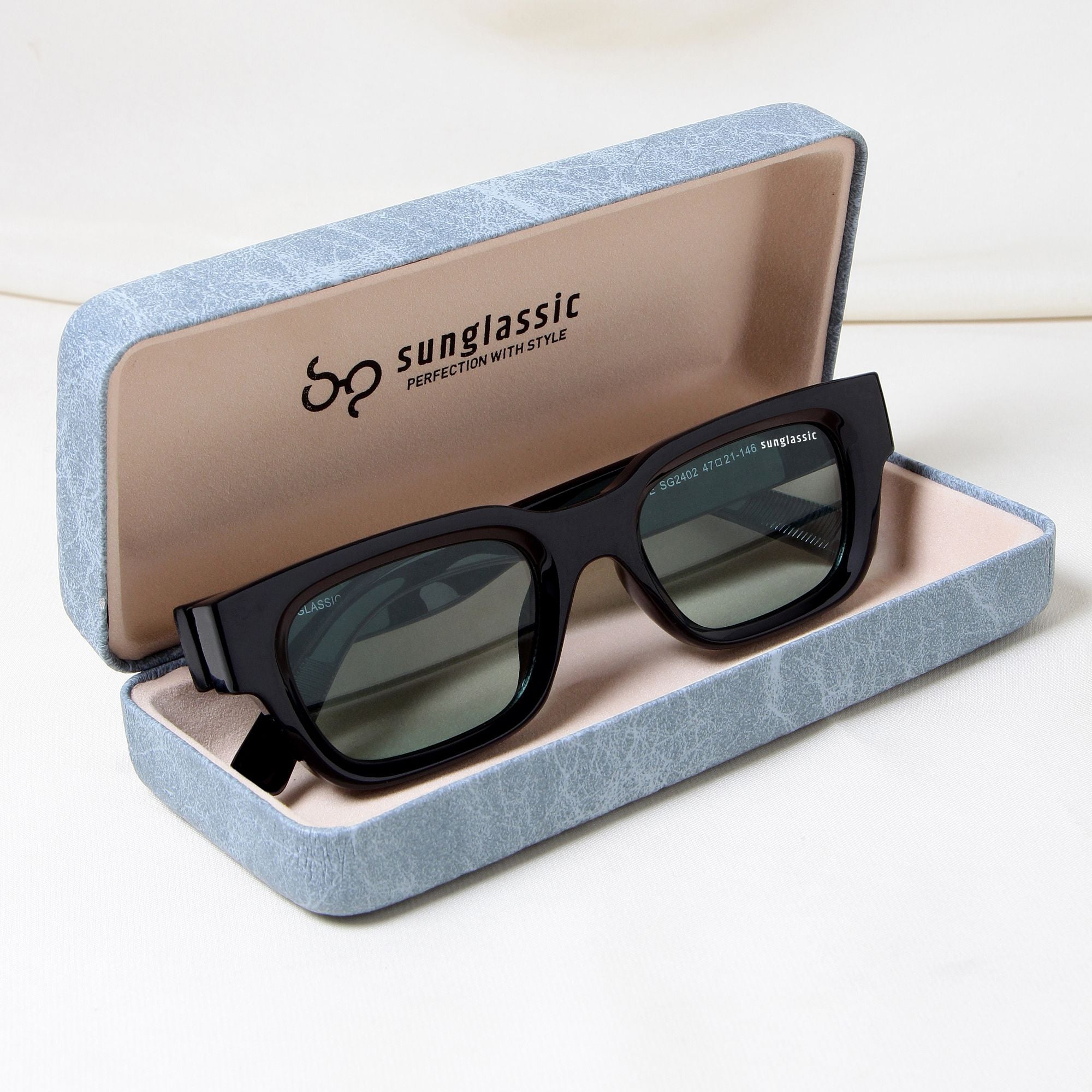 Milestone Black Green Square Sunglasses