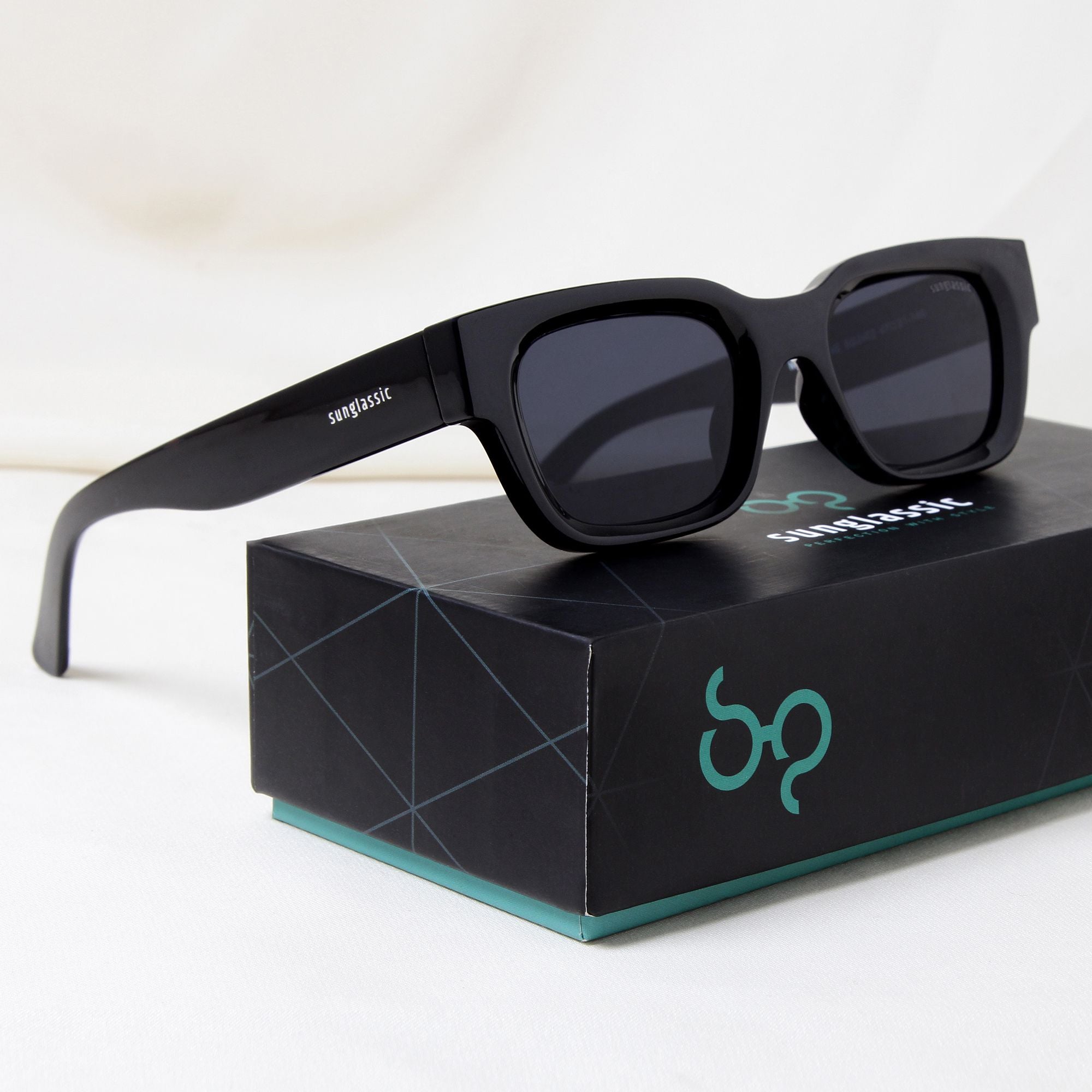 Milestone Black Square Sunglasses