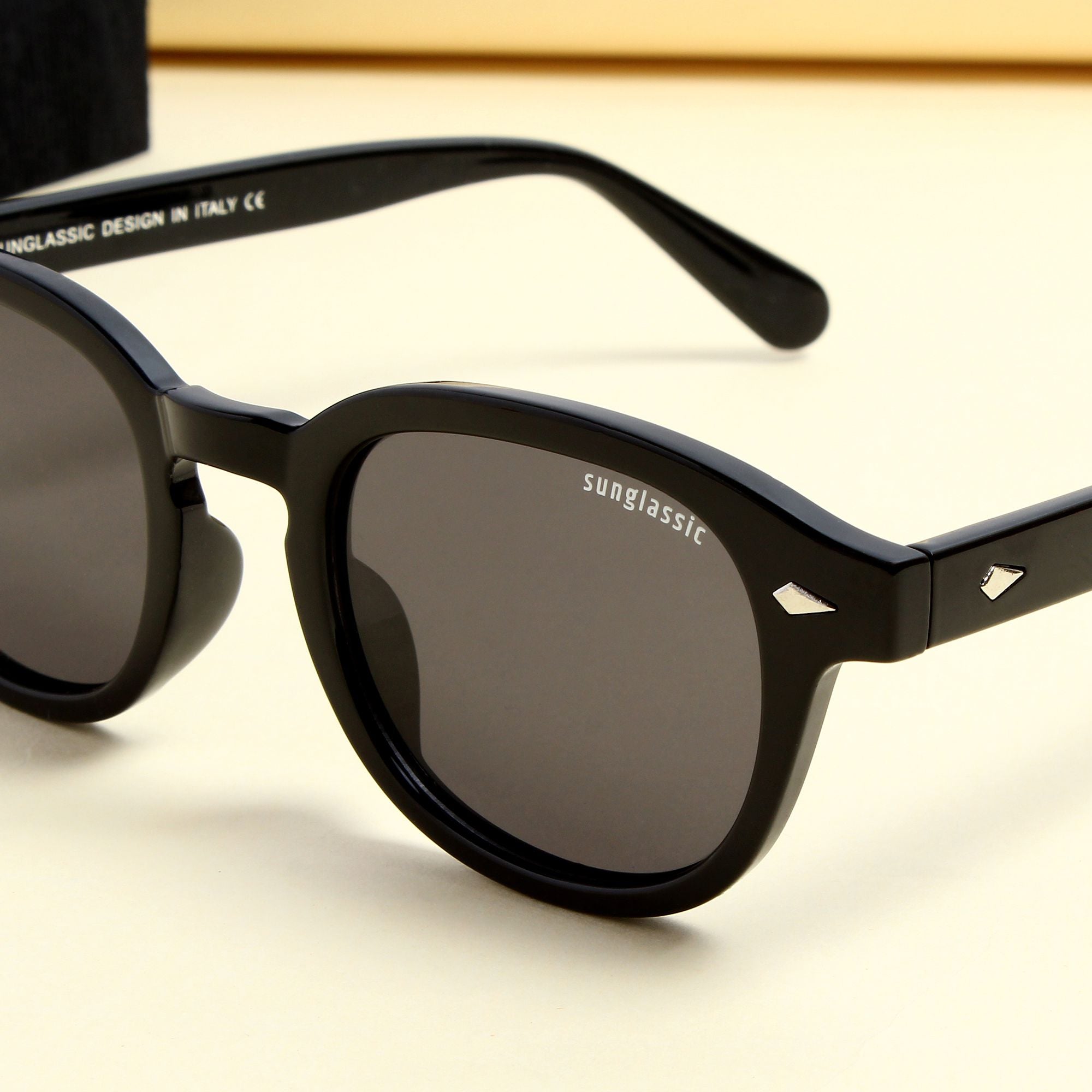 Hustler Black Polarized Round Sunglasses