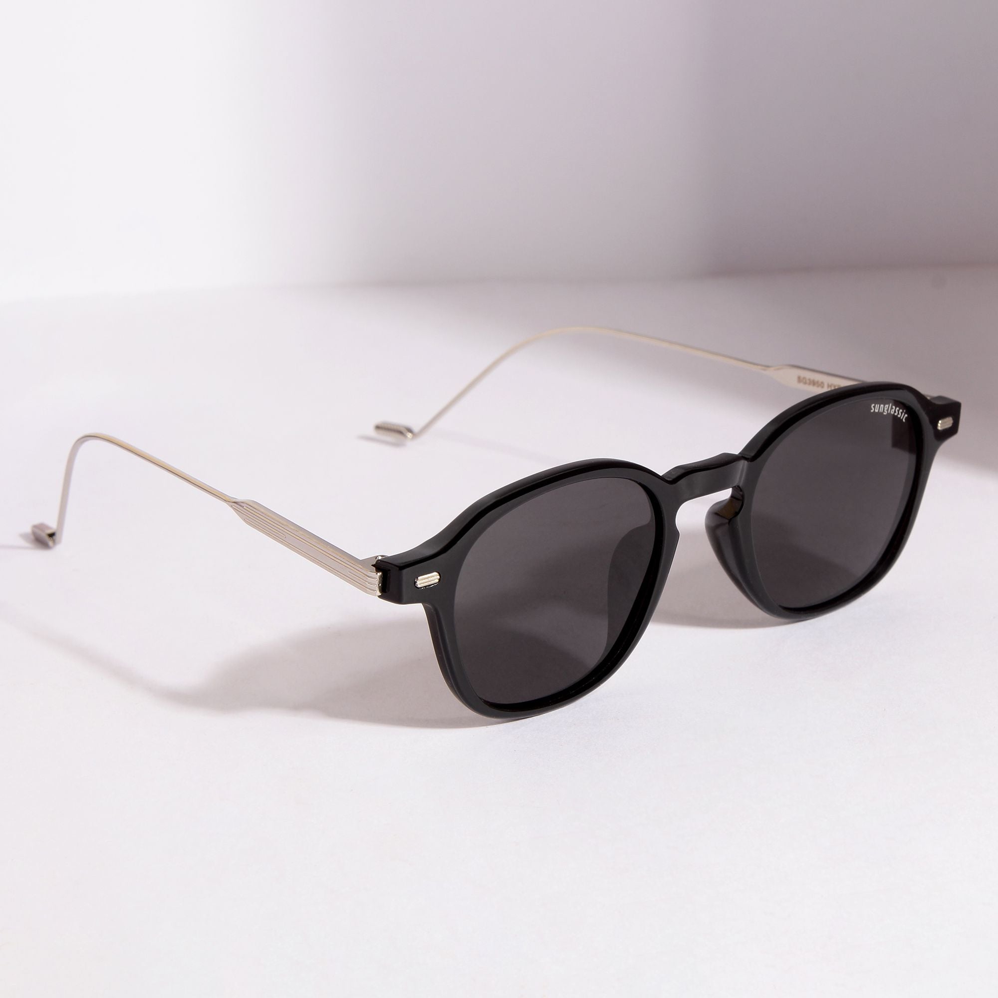 Hybrid Black Polarized Round Sunglasses