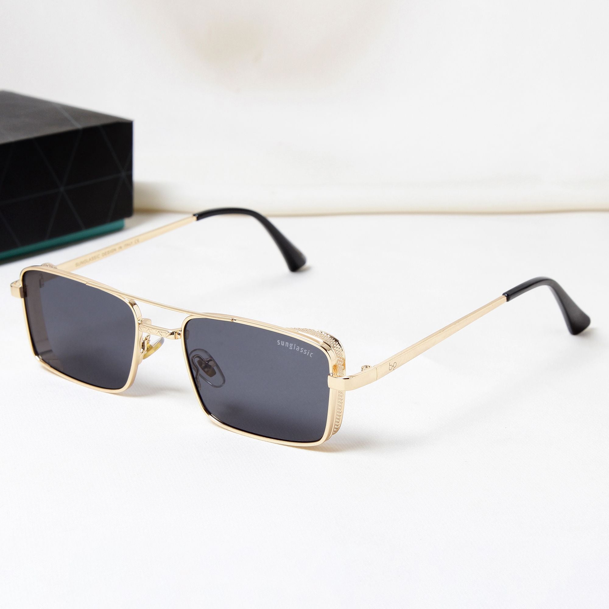 OPERA. Gold Black Rectangle Sunglasses