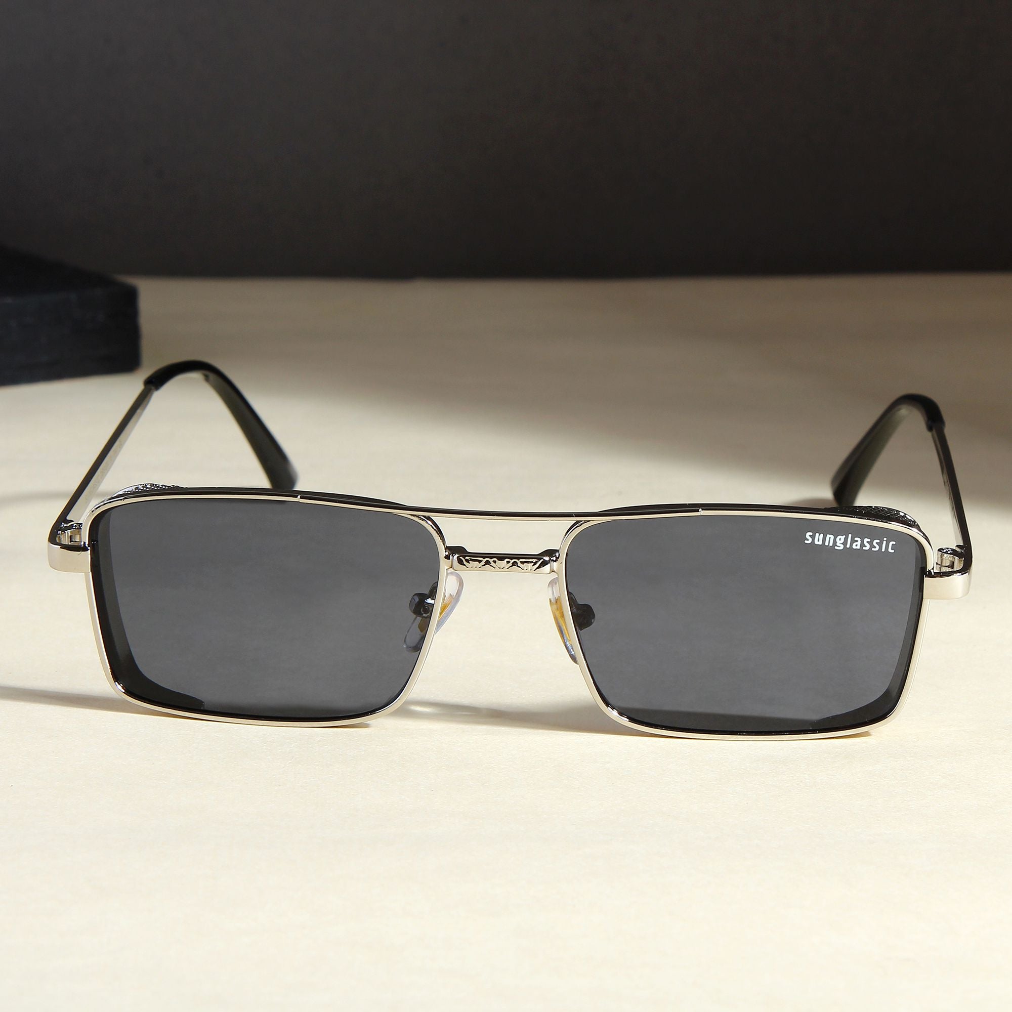 OPERA. Silver Black Rectangle Sunglasses