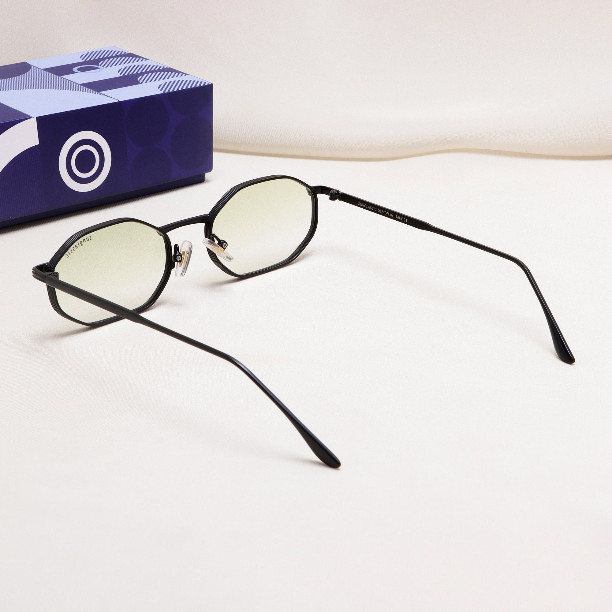 Opulent Black Green Gradient Hexagon Sunglasses