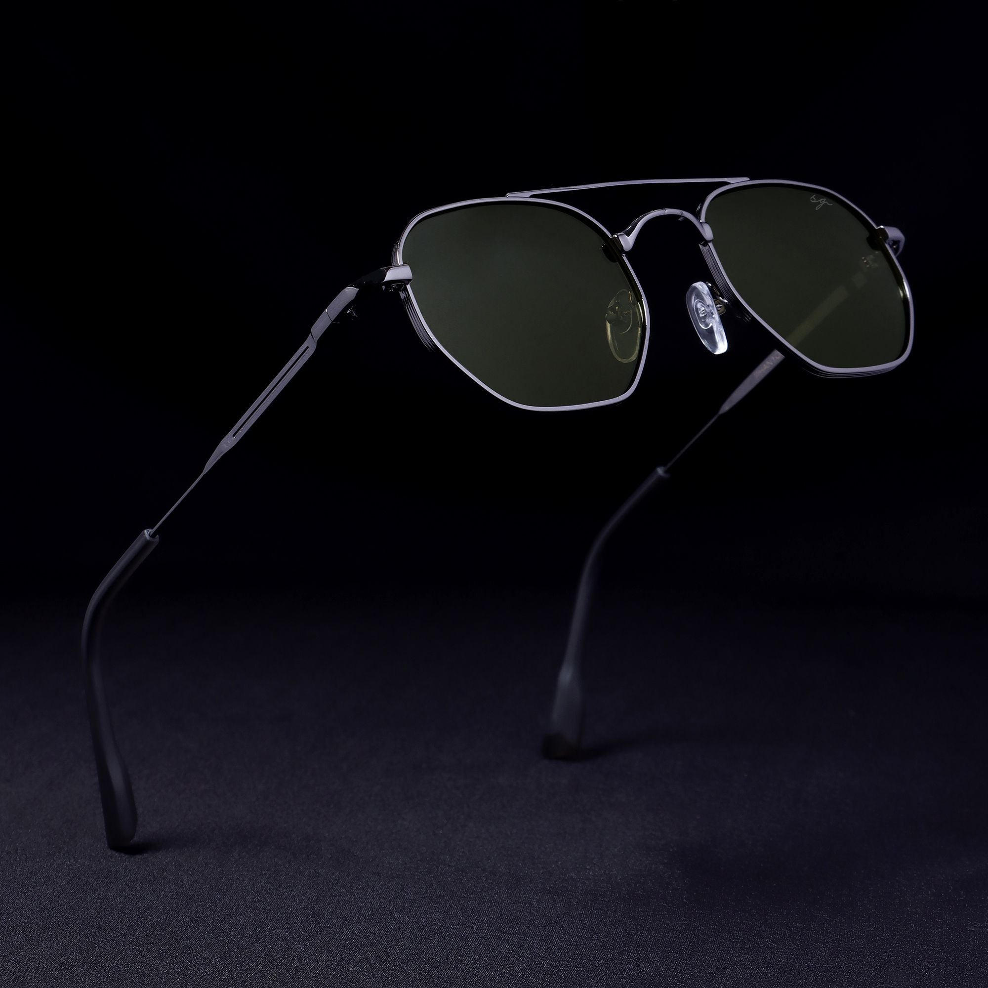 Phantom Gun-Silver Green Hexagon Sunglasses