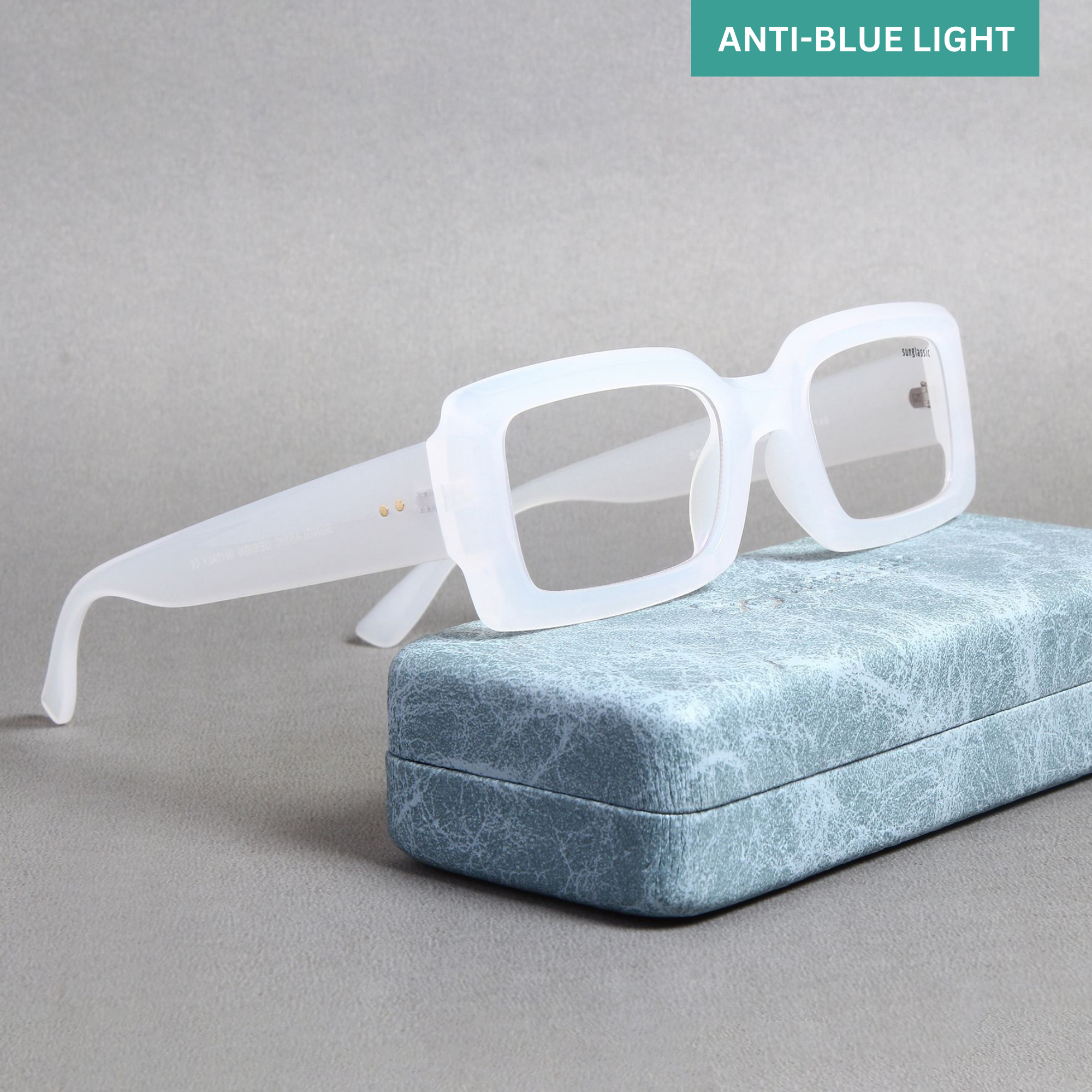 Victoria. Jelly Clear Anti-Blue Light Rectangle Sunglasses