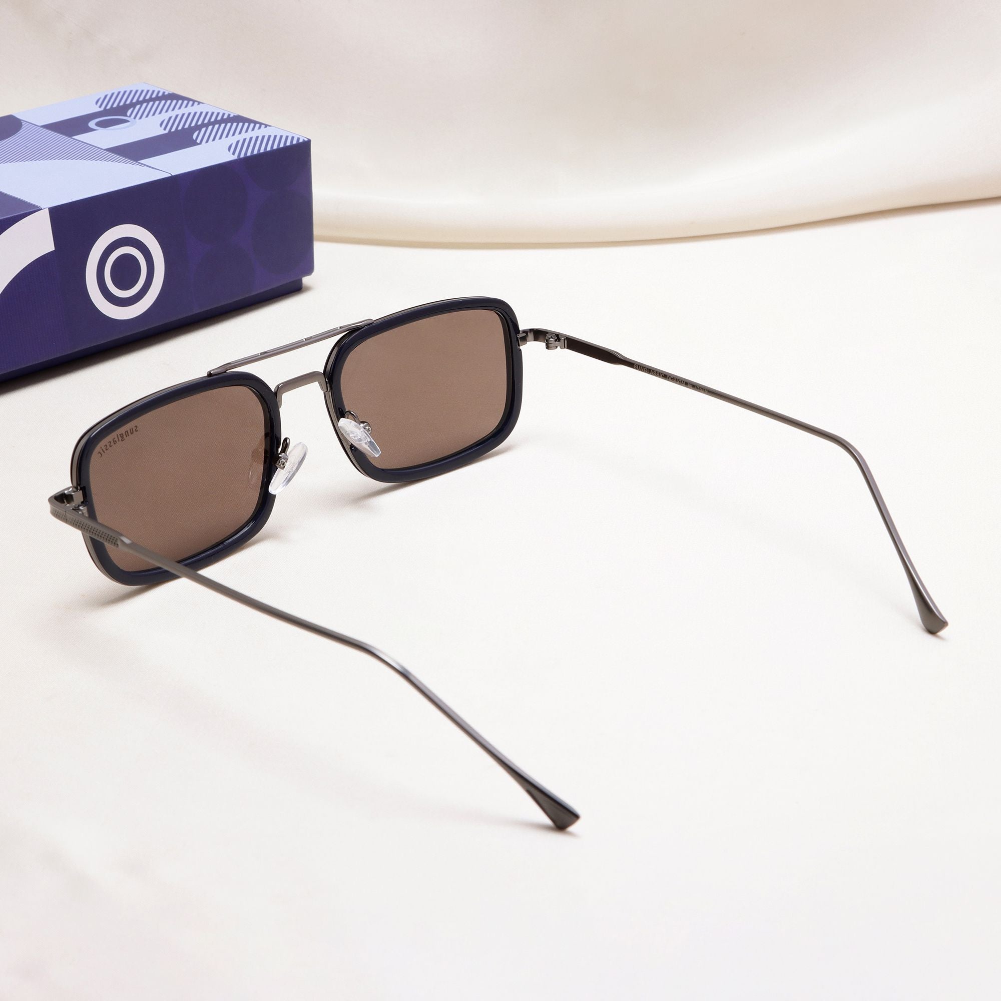 Lecter – Gun Black Brown Rectangle Sunglasses | UV400
