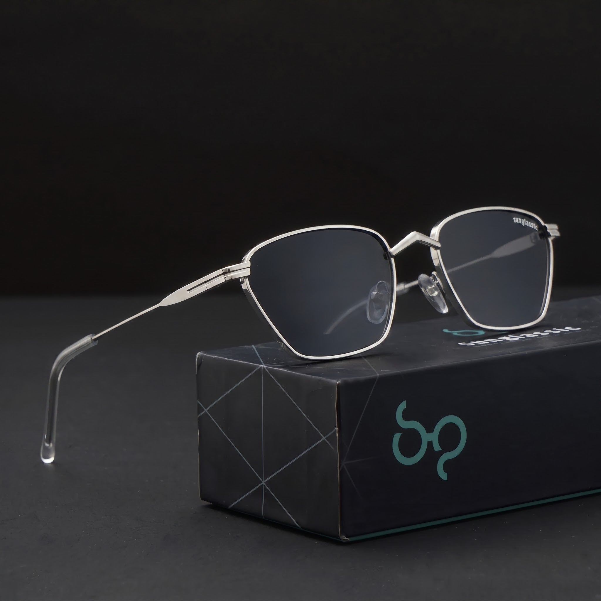 Unboxing the Andreas Silver Black Edition – Trapezoid Sunglasses by Sunglassic | Premium Reveal