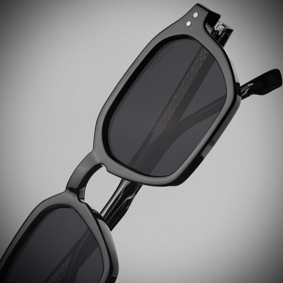 Roman Full Black Rectangle Sunglasses | UV400
