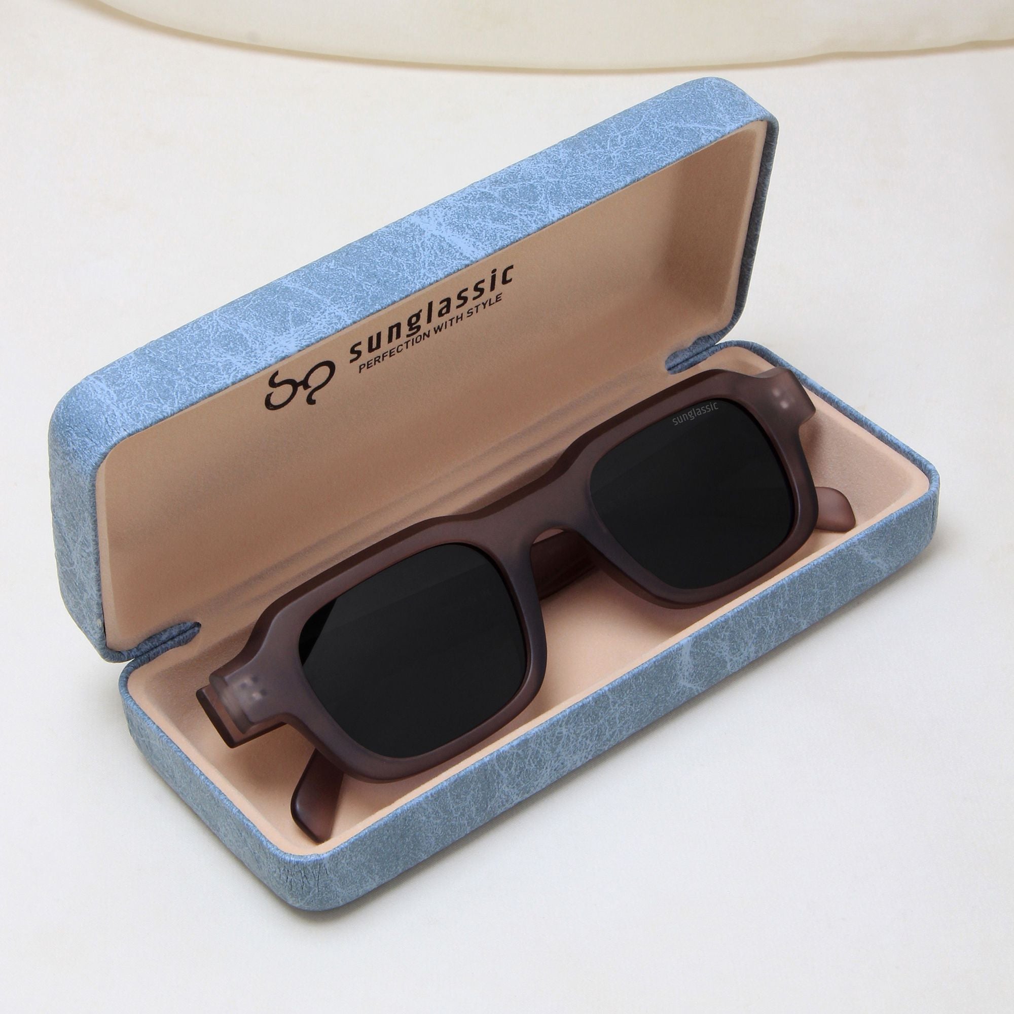 Walter Grey Black Square Sunglasses