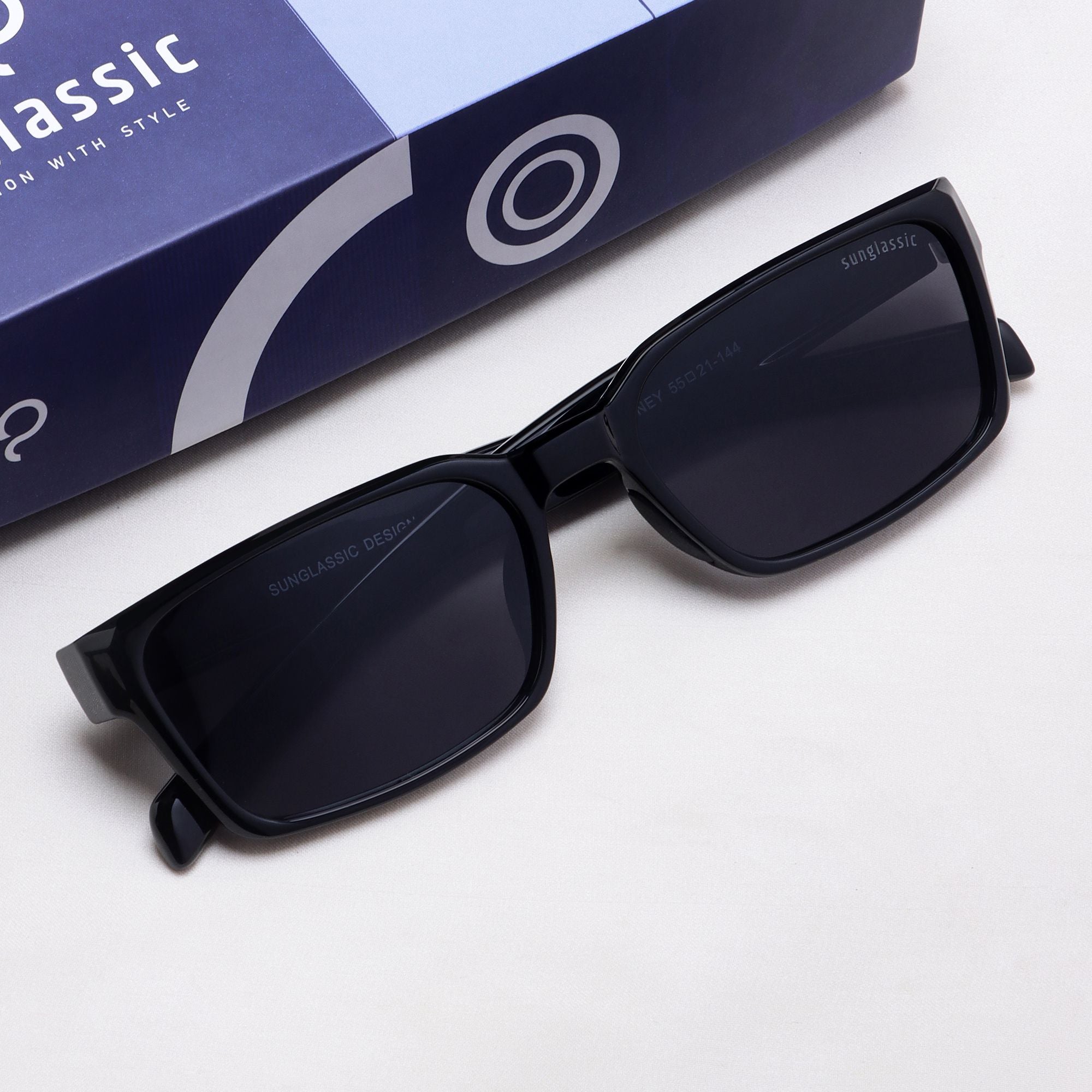 Sydney – Black Rectangle Sunglasses | UV400 Polarized