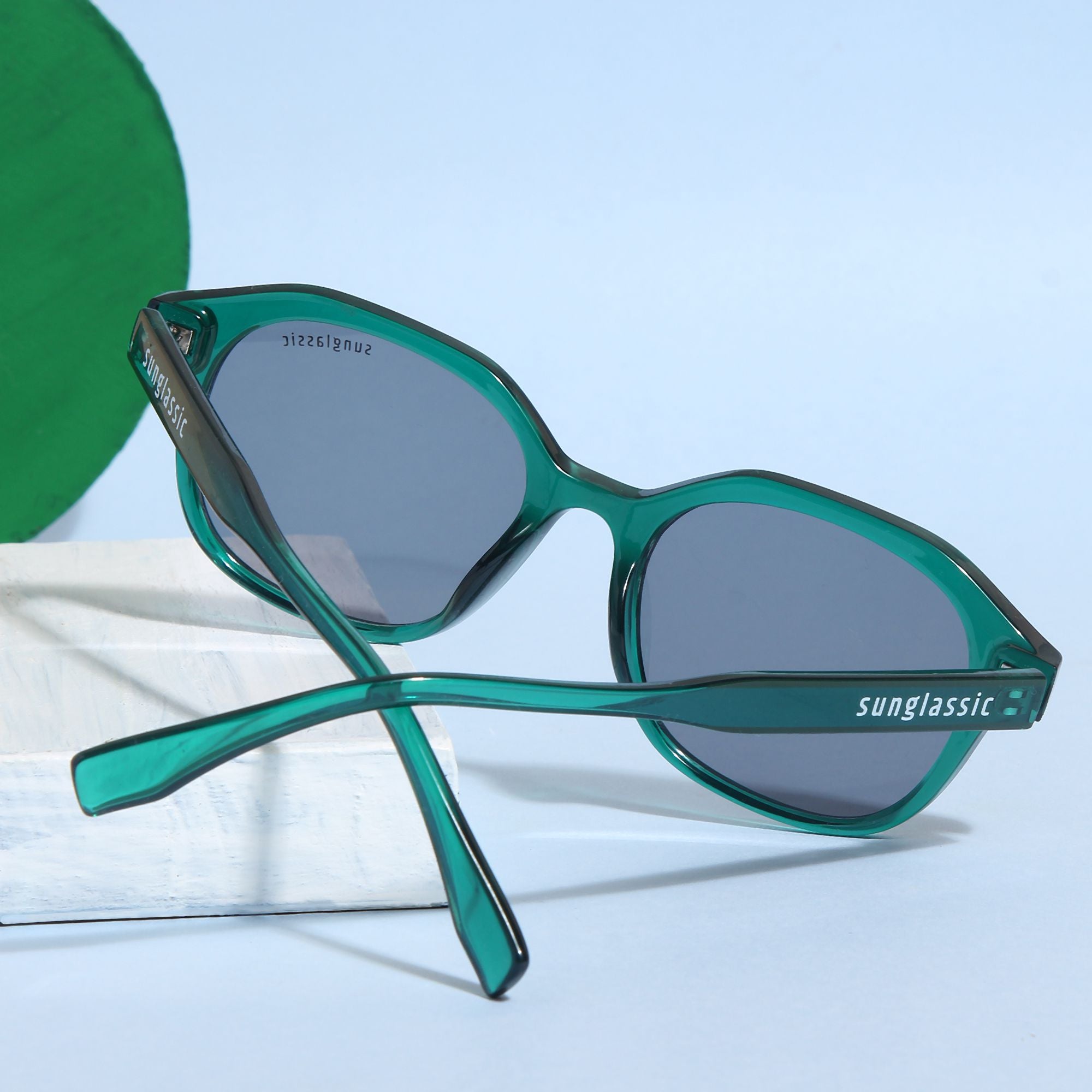 Crypto. Green Black Square Sunglasses