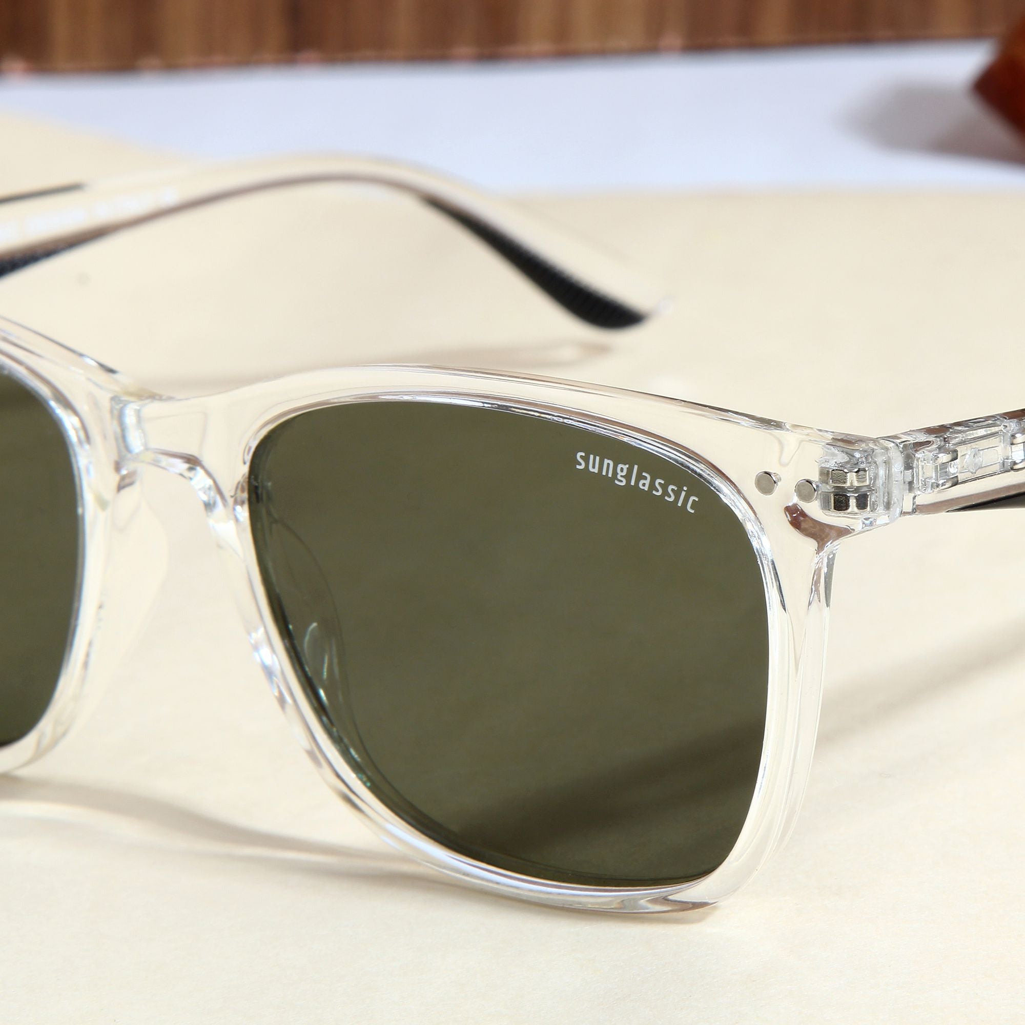 Green clear outlet sunglasses