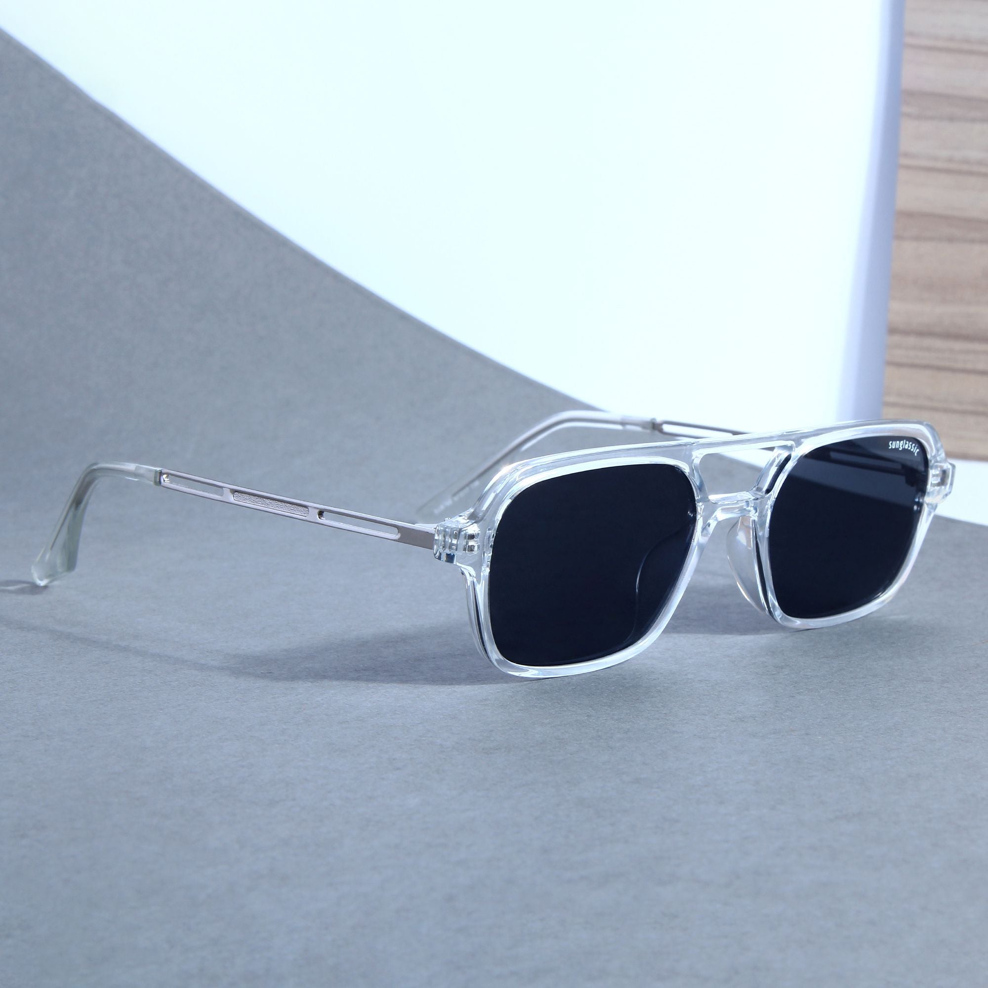 COLTON. Clear Black Rectangle Sunglasses