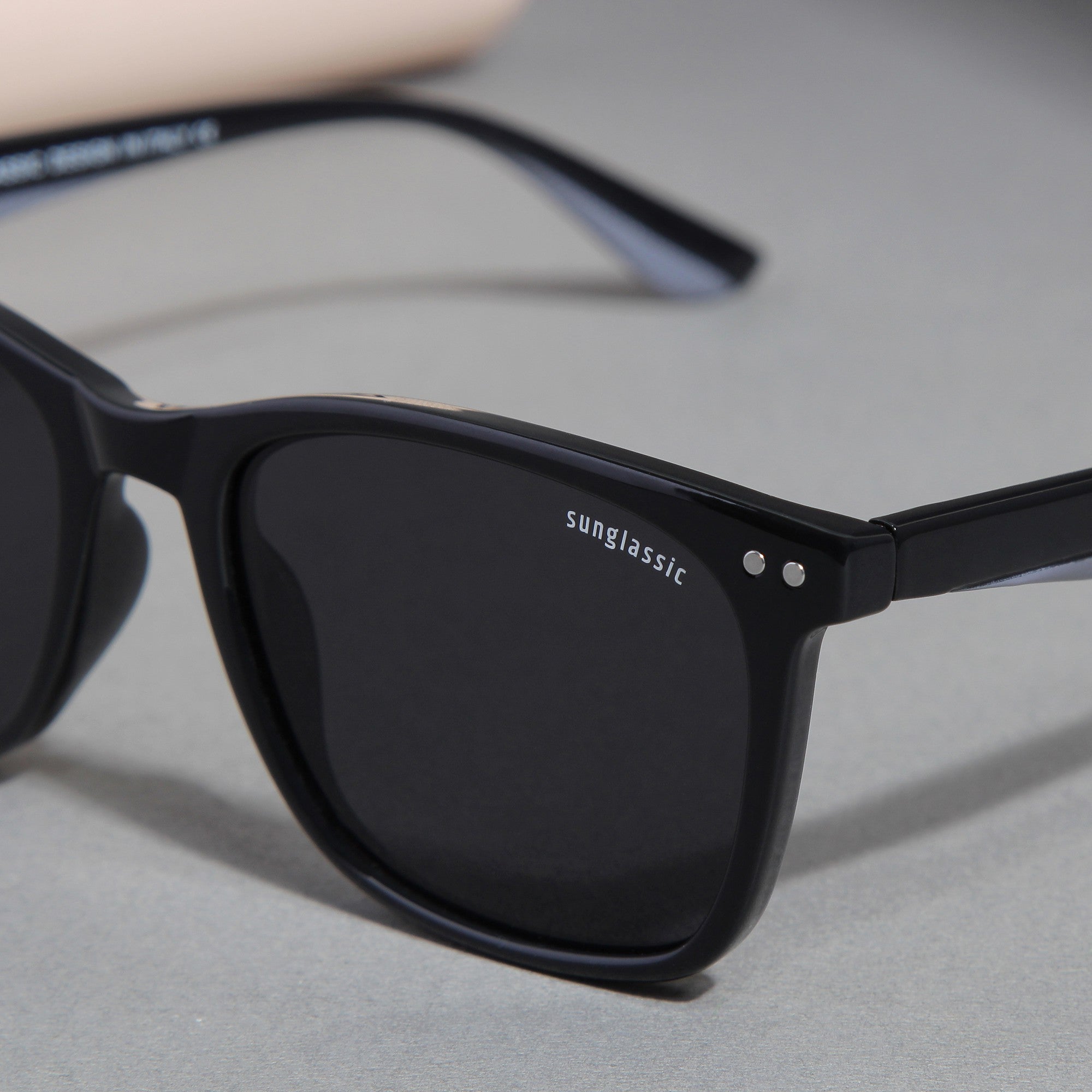 Marlton. Black Polarized TR90 Square Sunglasses