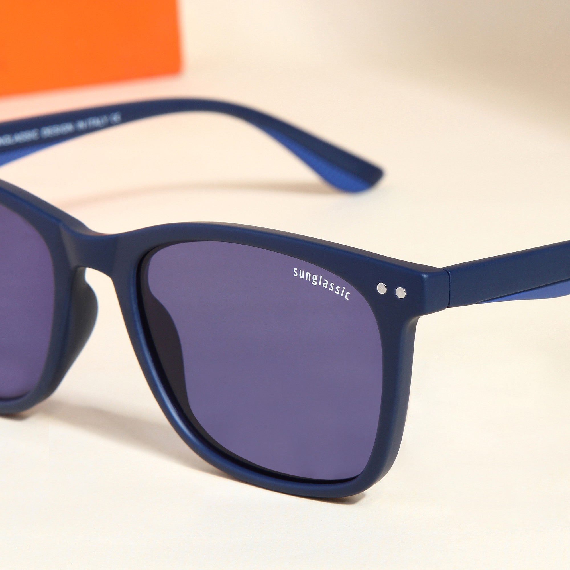 Marlton. Blue Polarized TR90 Square Sunglasses